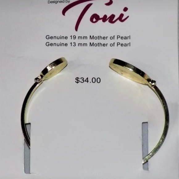 Toni Jewelry - Toni Cuff Bracelet with Genuine Mother of Pearl‎